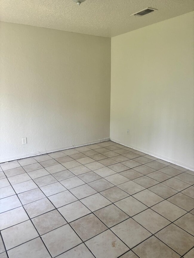 Building Photo - 16219 Paso Hondo Dr