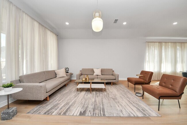 Building Photo - 9302 Blackwell Orchard Ln