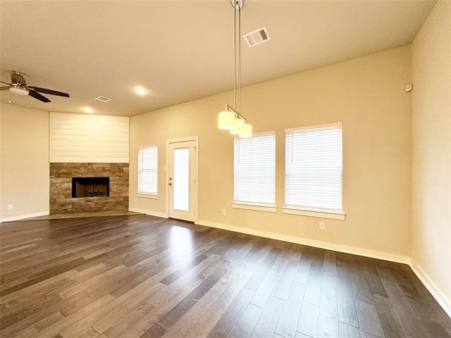 Building Photo - 557 S Utah Dr