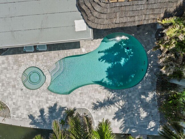 Building Photo - 980 Boca Ciega Isle Dr