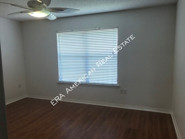 Building Photo - 9971 Parker Lake Cir