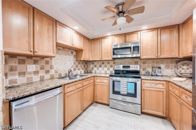 Building Photo - 940 Augusta Blvd