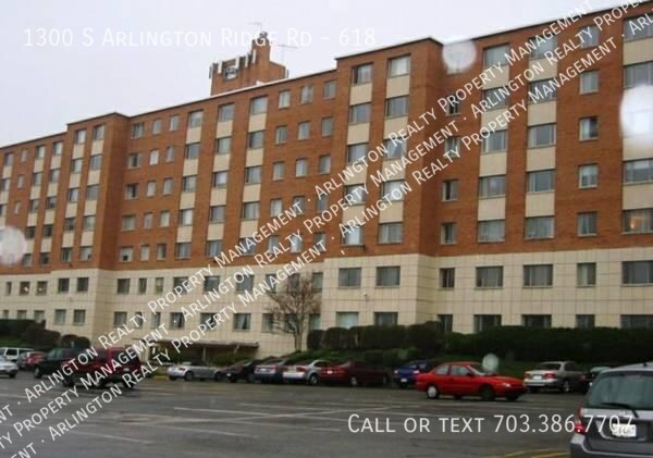 Building Photo - 1300 S Arlington Ridge Rd