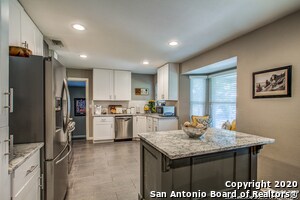 Building Photo - 240 Calumet Pl
