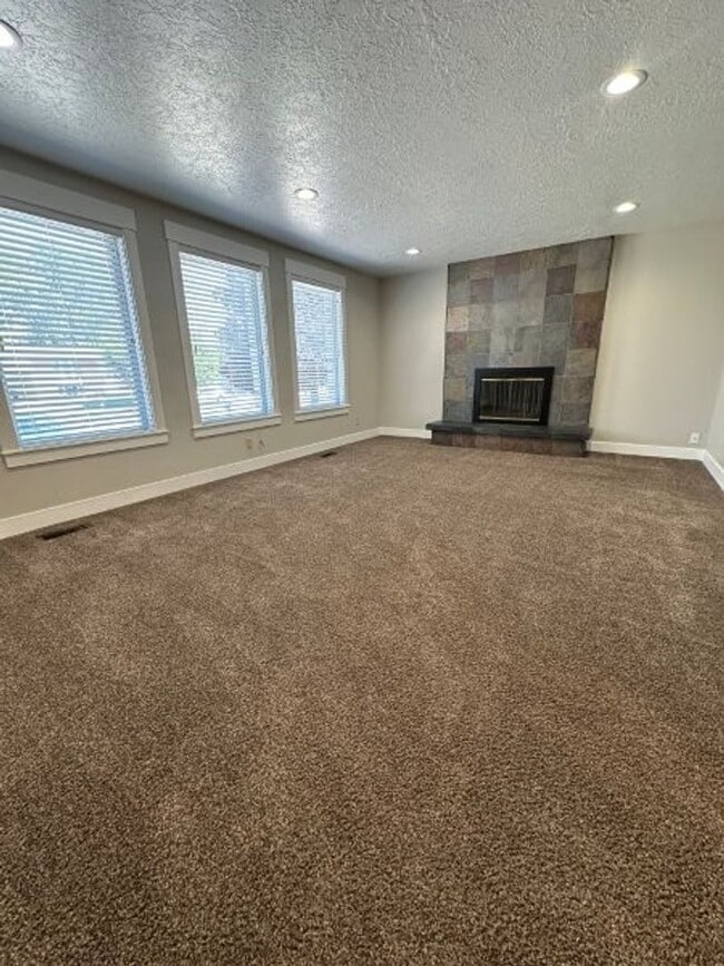 Building Photo - Light Up Your Summer – August Rent FREE! 3...