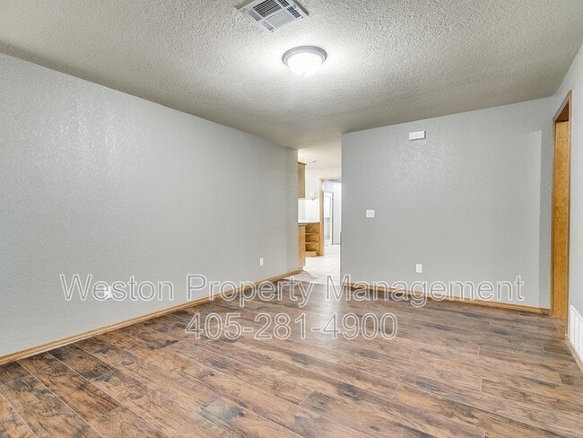 Building Photo - 1304 Regency Blvd