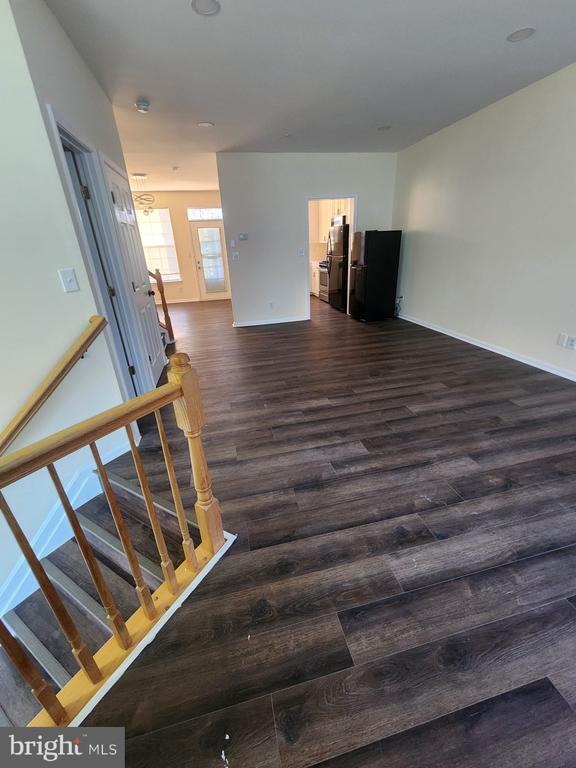 Building Photo - 14120 Silver Teal Way