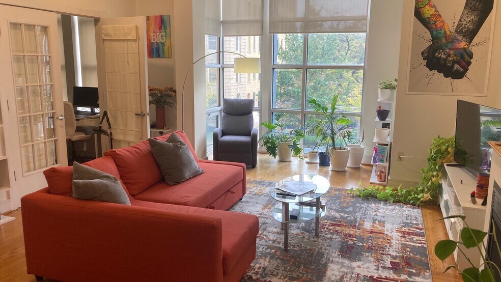 Building Photo - 1320 13th St NW