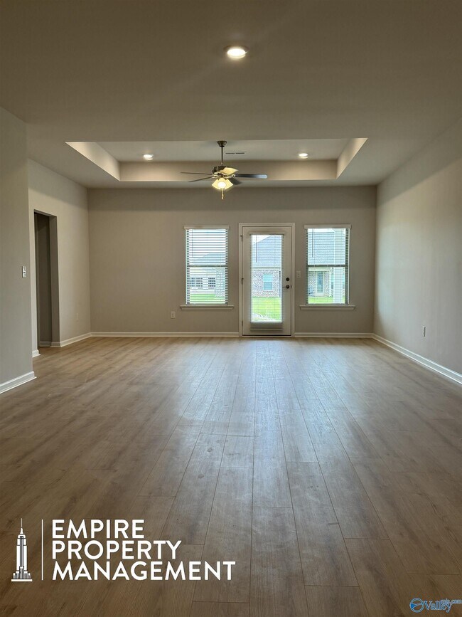 Building Photo - 318 Cornstalk Cir