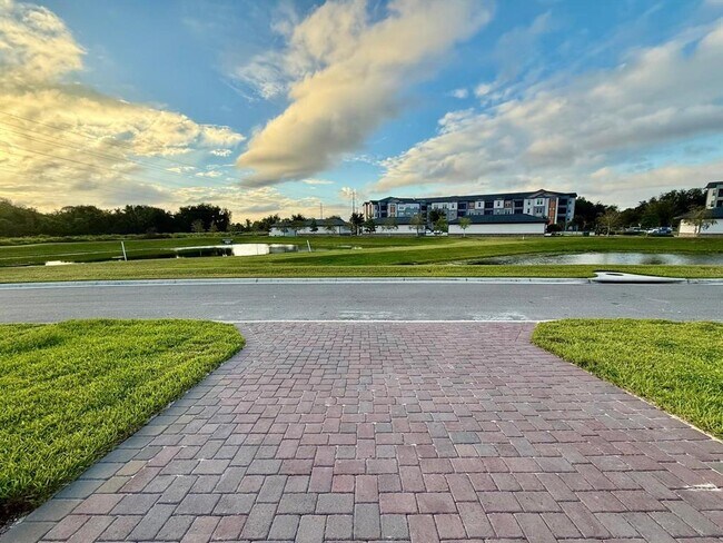 Building Photo - 377 Belmond Dr