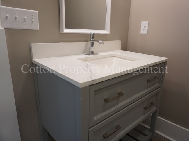 Building Photo - 2BR/2BA Home in Downtown Wilmington / $1,5...