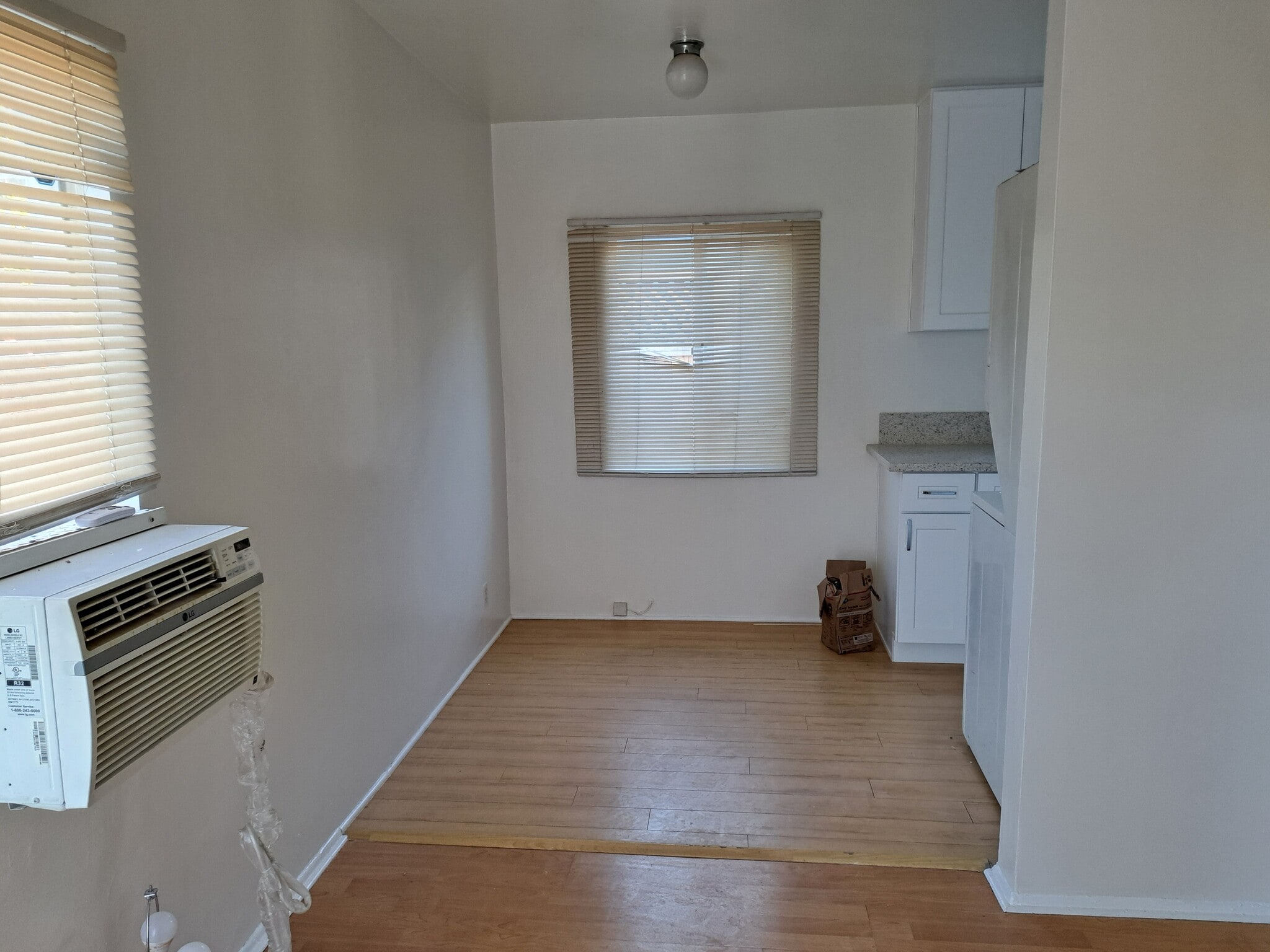 Building Photo - 630 Westbourne Dr