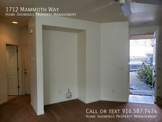 Building Photo - 1712 Mammoth Way