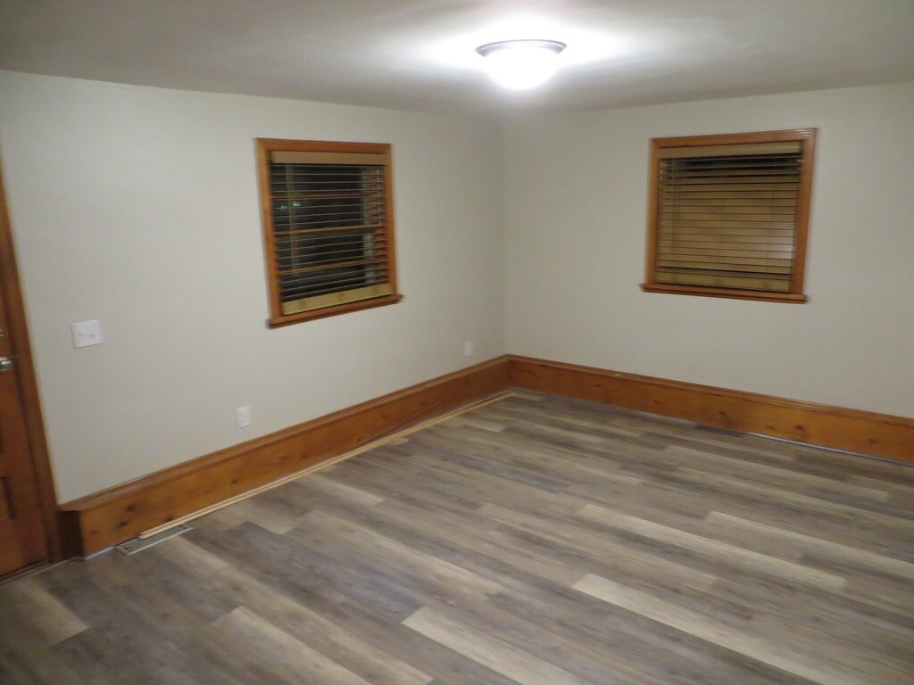 Family Room/Home Office - 145 Danforth Cres