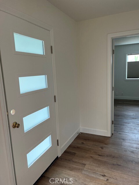 Building Photo - 9351 Sunridge Dr