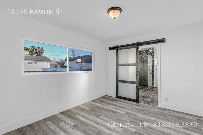 Building Photo - 13536 Hamlin St