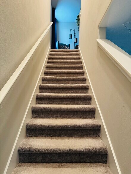 Building Photo - 7335 Canterbury Bells Ct