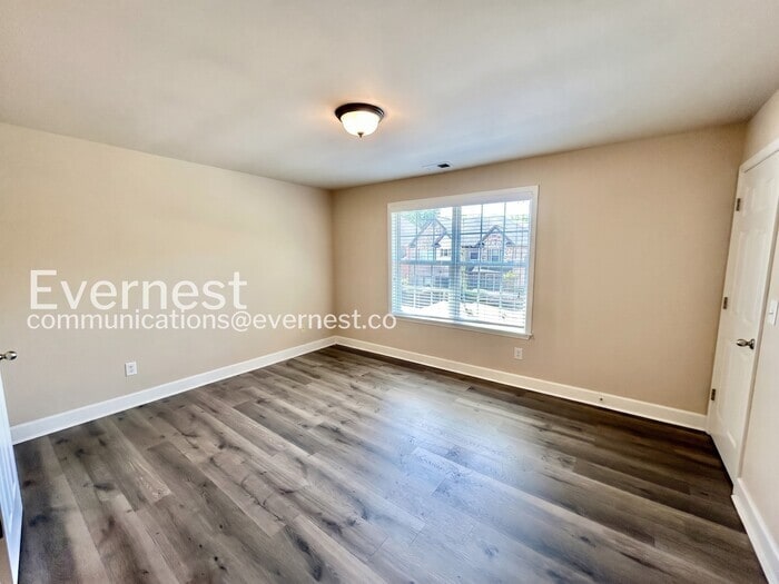 Building Photo - 1656 Danbury Parc Pl