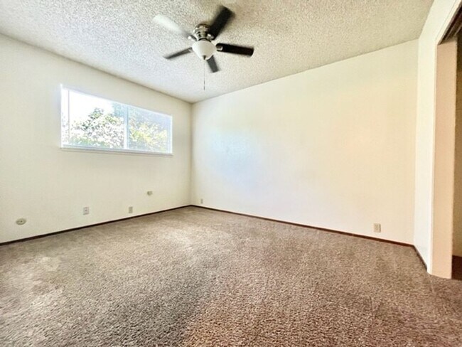 Interior Photo - Mansion