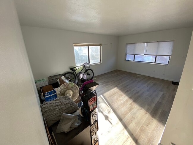 Building Photo - 445 E 800 N Ogden