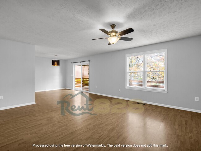 Building Photo - 15 Dawson Pl