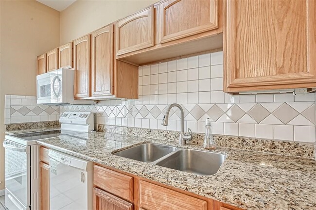 Building Photo - 2710 Grants Lake Blvd