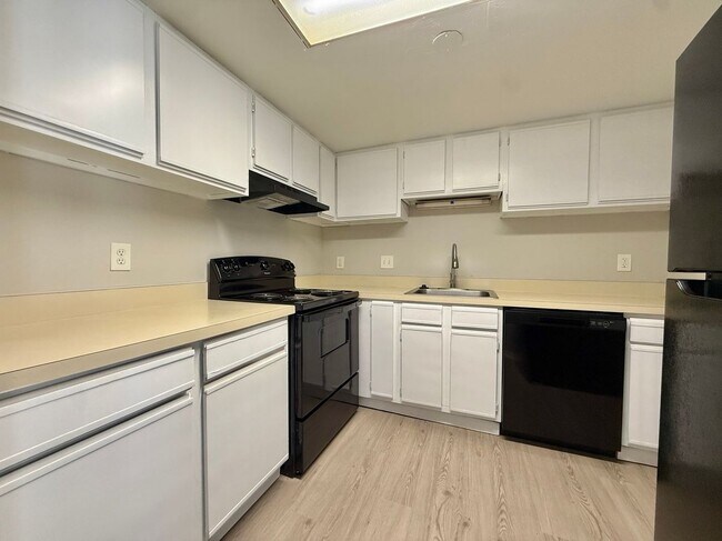 Building Photo - 4111 S Semoran Blvd