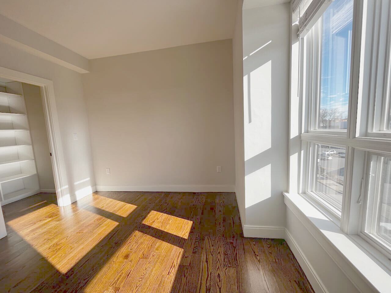 Building Photo - 7 Everett St