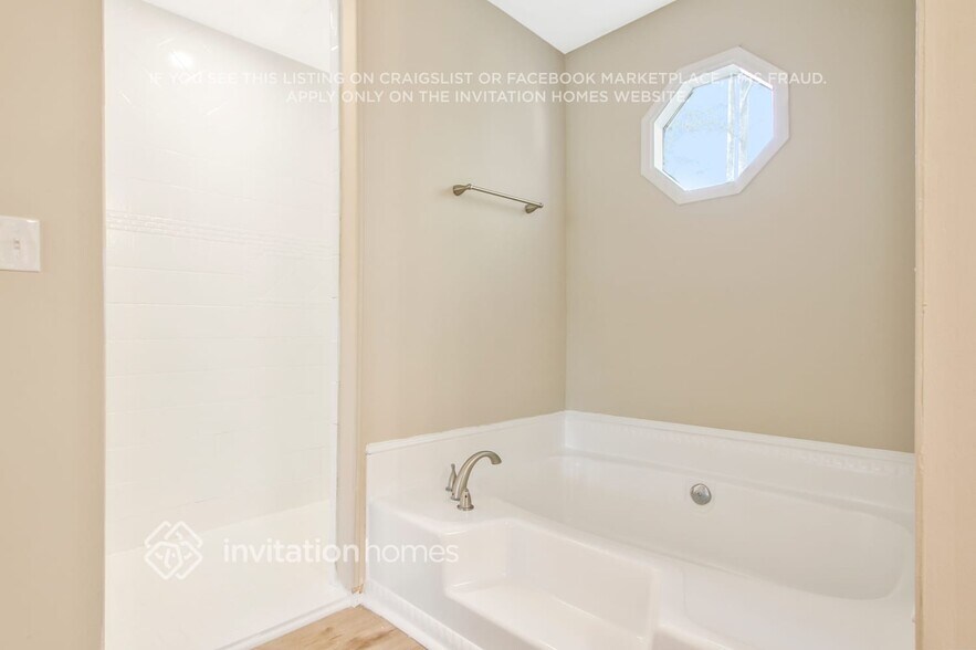 Building Photo - 2247 Hightrail Ct