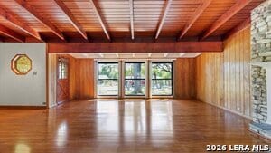 Building Photo - 1049 Ivy Ln