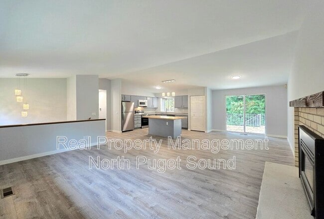 Building Photo - 19711 41st Ave NE