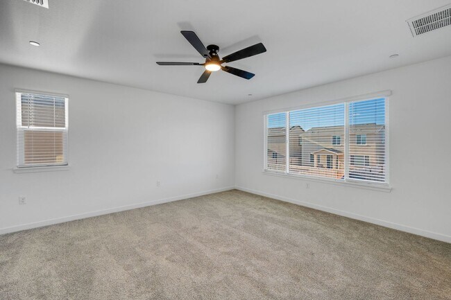 Building Photo - 12628 Hereford Ave