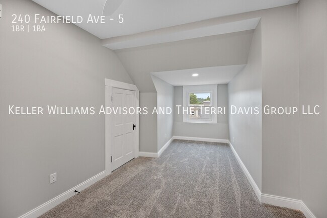 Building Photo - 240 Fairfield Ave