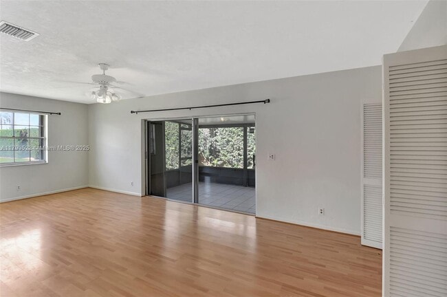 Building Photo - 1472 SW 26th Ave