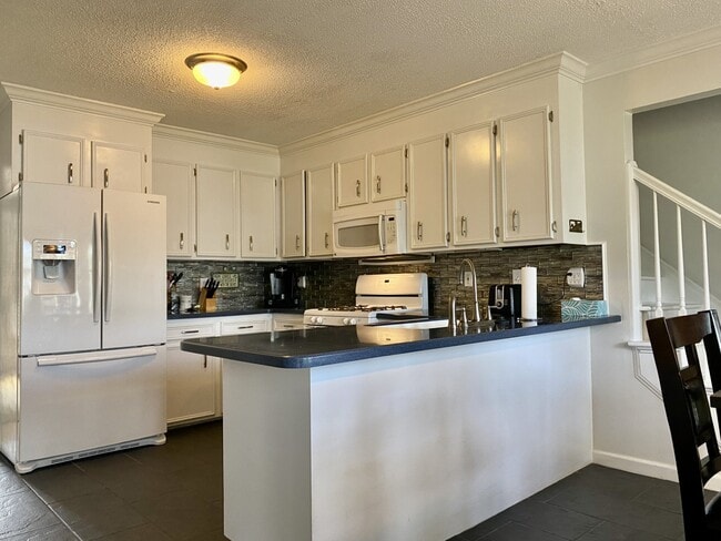 Building Photo - 3409 W Hampton Pointe Dr