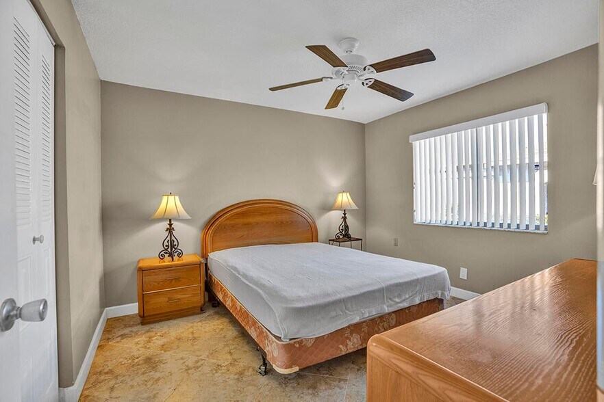 Building Photo - 6722 Moonlit Dr