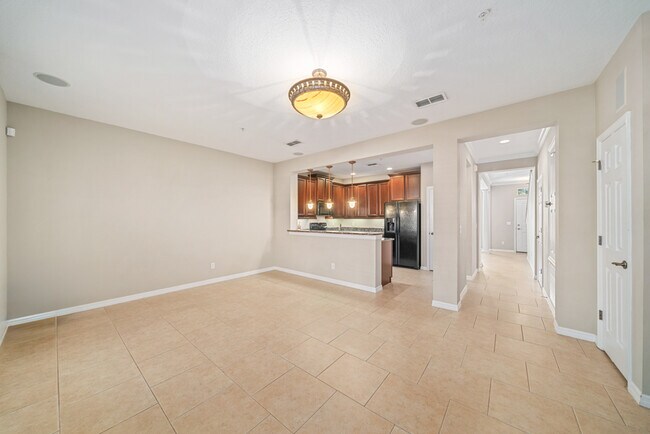 Building Photo - 2911 Upper Park Rd