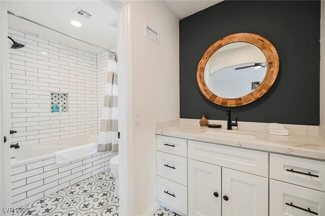 Building Photo - 1640 Crystal Shadows Cir