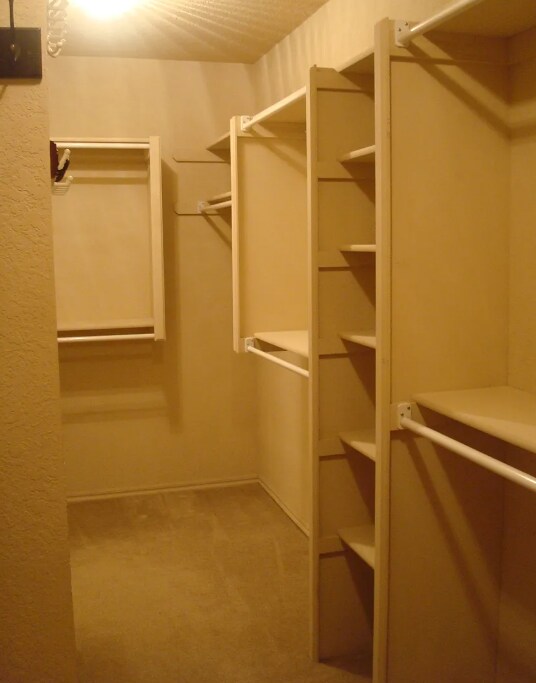 Building Photo - 18204 Willow Oak Ln