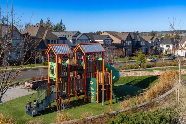 Building Photo - Newer Construction 5 Bedroom Home in East Ridge at River Terrace in Tigard