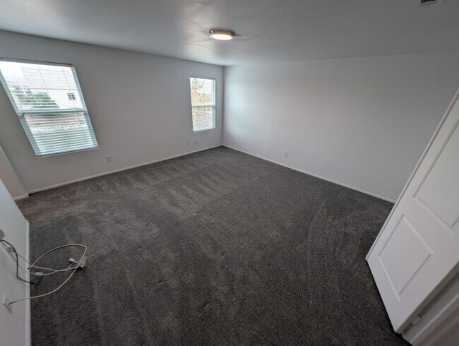 Building Photo - 10282 Massachusetts Ln