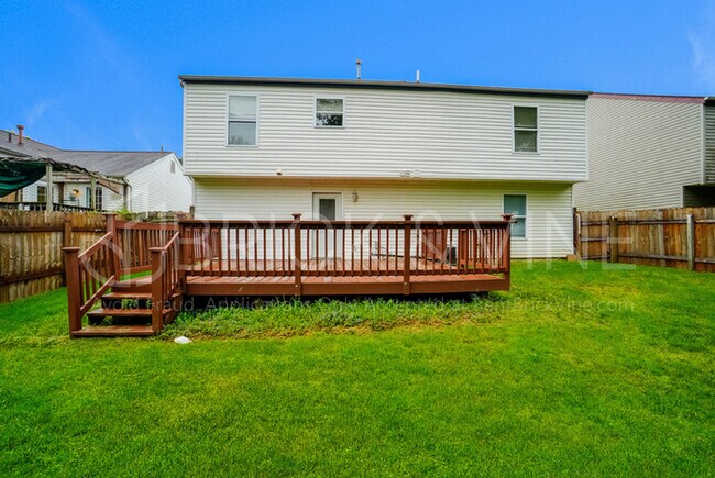 Building Photo - 1628 Westmeadow Drive