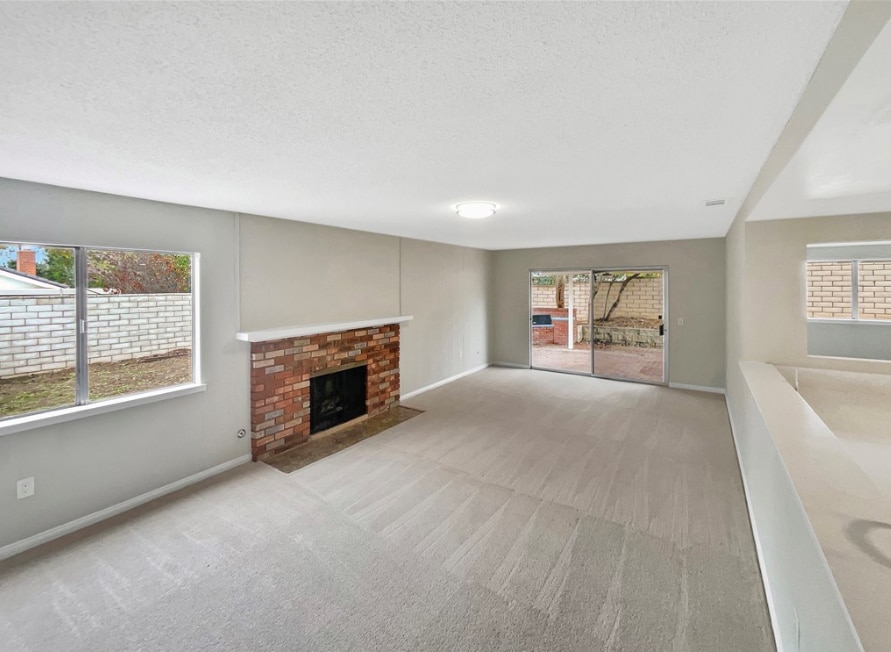 Building Photo - 5540 Royal Hill Dr