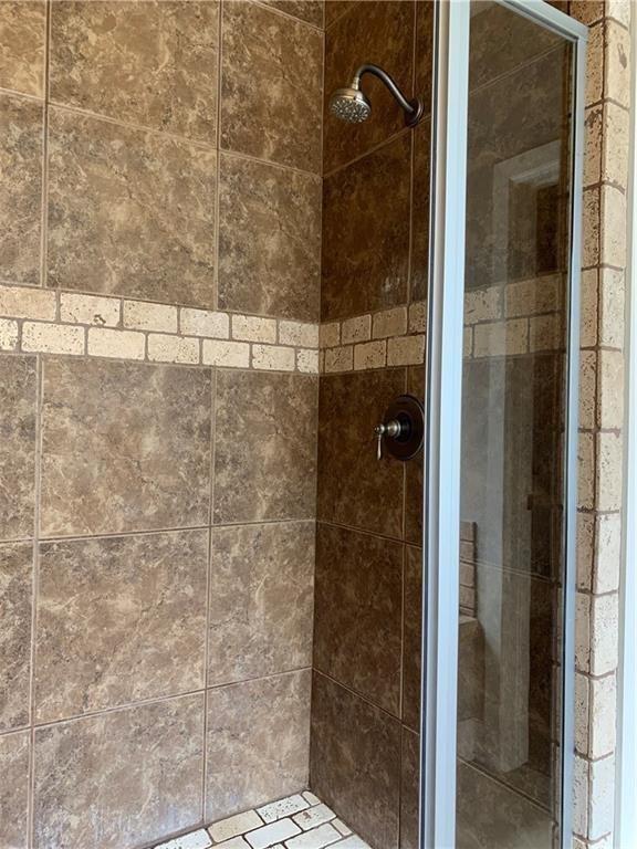 Building Photo - 3709 W Cherokee Rd