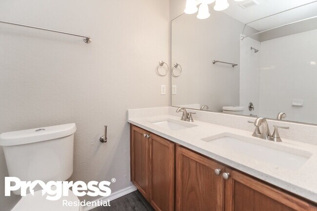 Building Photo - 823 Sage Meadow Dr