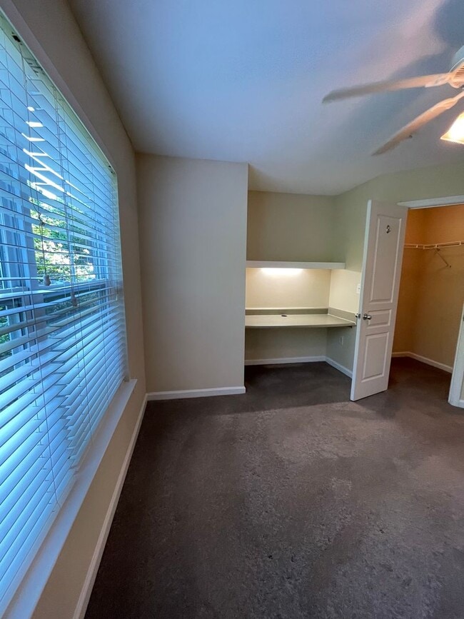 Building Photo - 3700 Spruce Ridge Way