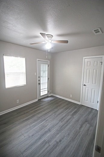 Building Photo - 819 Zachry Dr