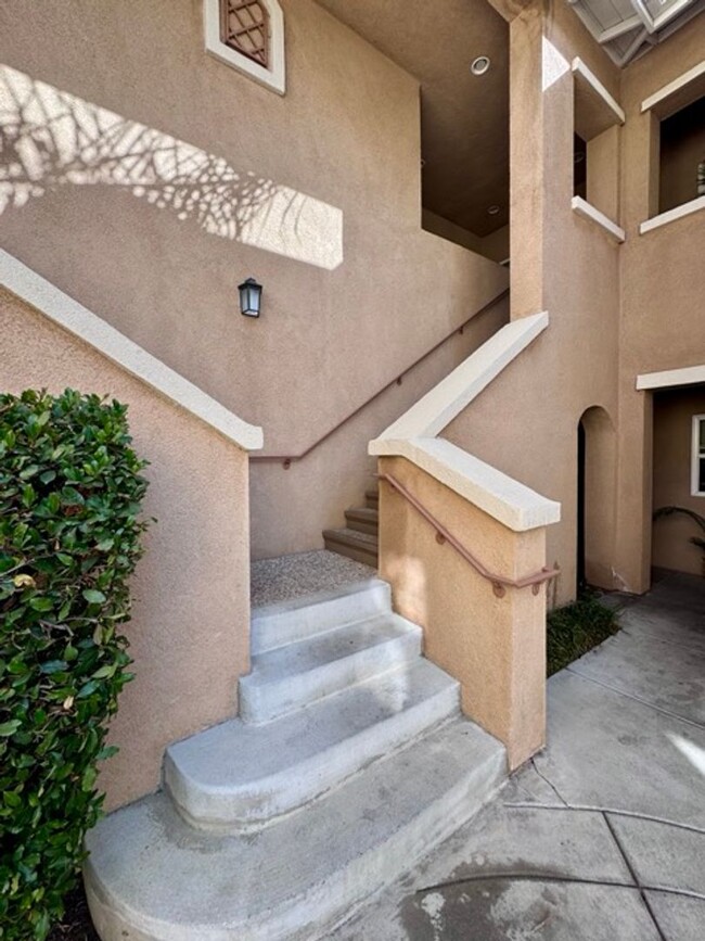 Building Photo - 1 bedroom Murrieta condo for LEASE with a ...