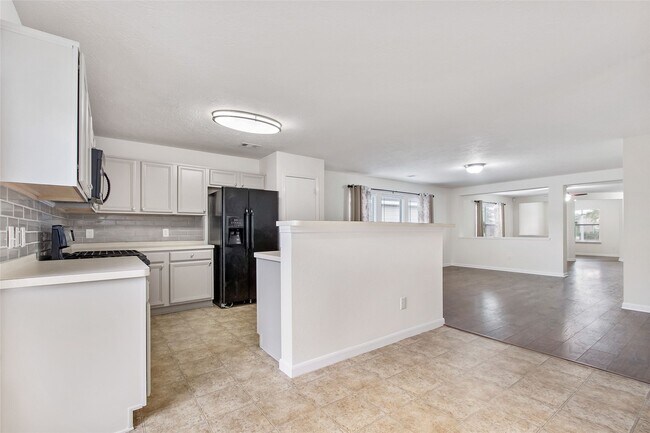 Building Photo - 29214 Legends Valley Dr