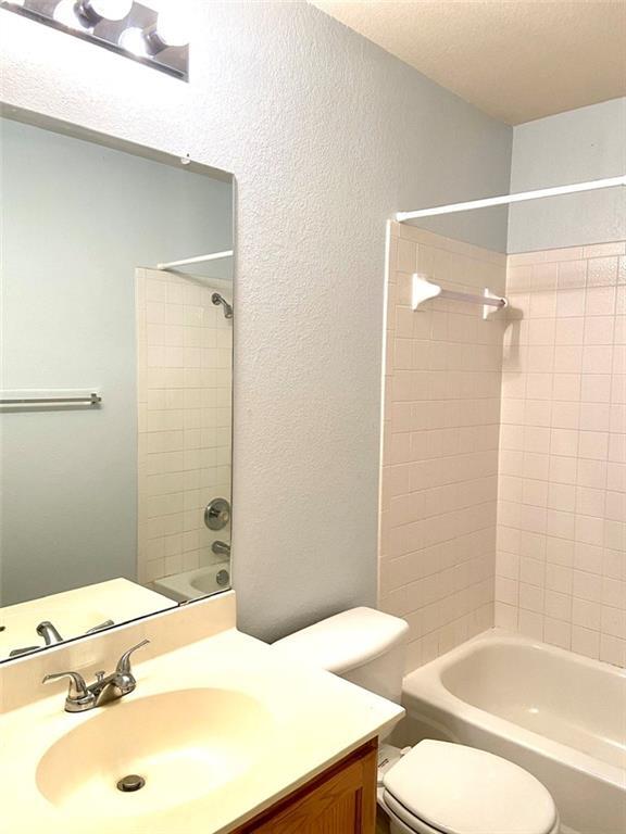 Building Photo - 1432 Thibodeaux Dr